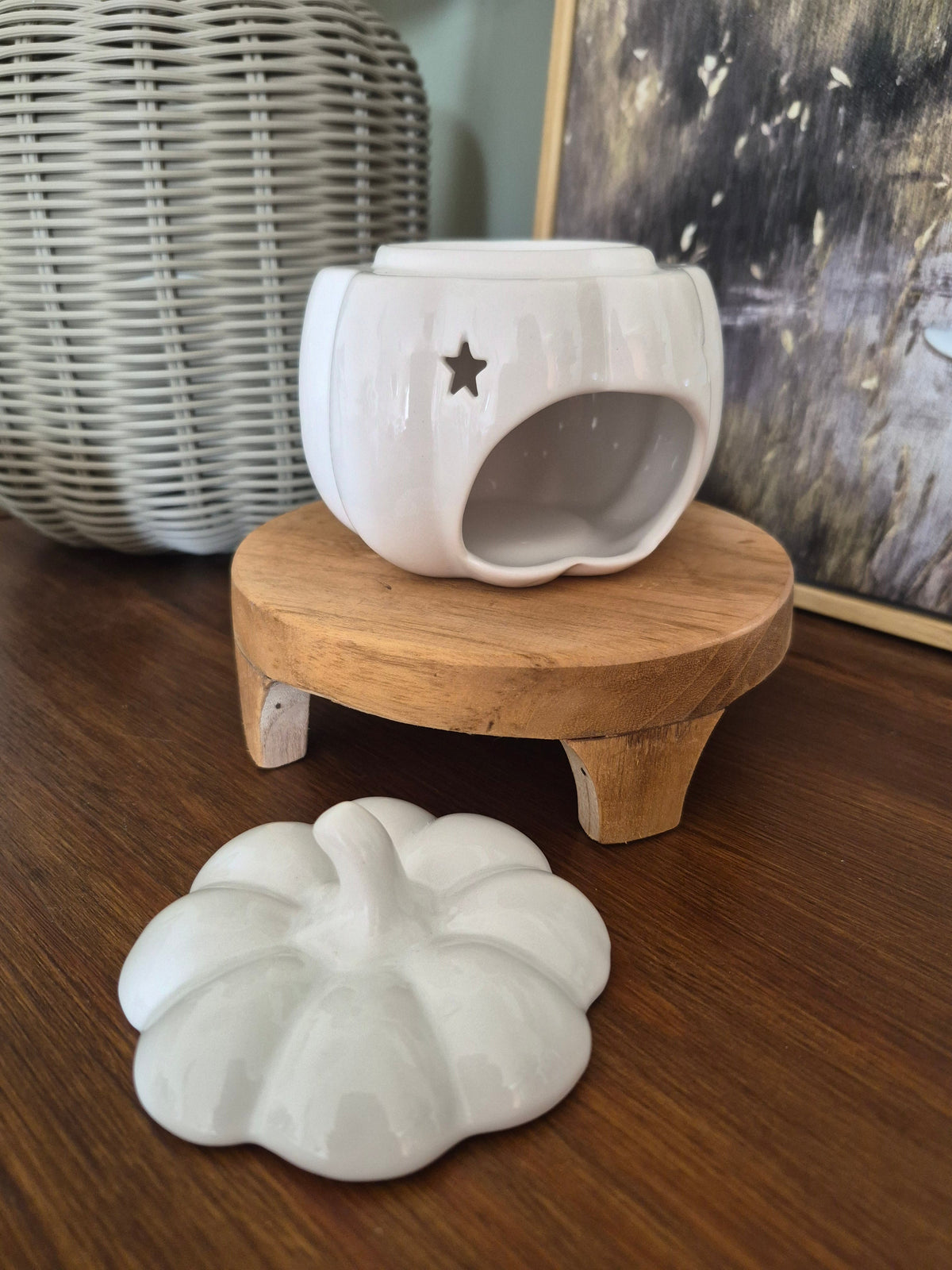 Blush & Bale White Pumpkin Oil Burner Décor