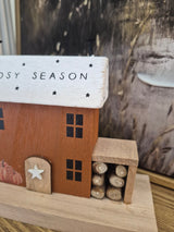 Blush & Bale Cosy Season House  - 12 x 14 x 6cm