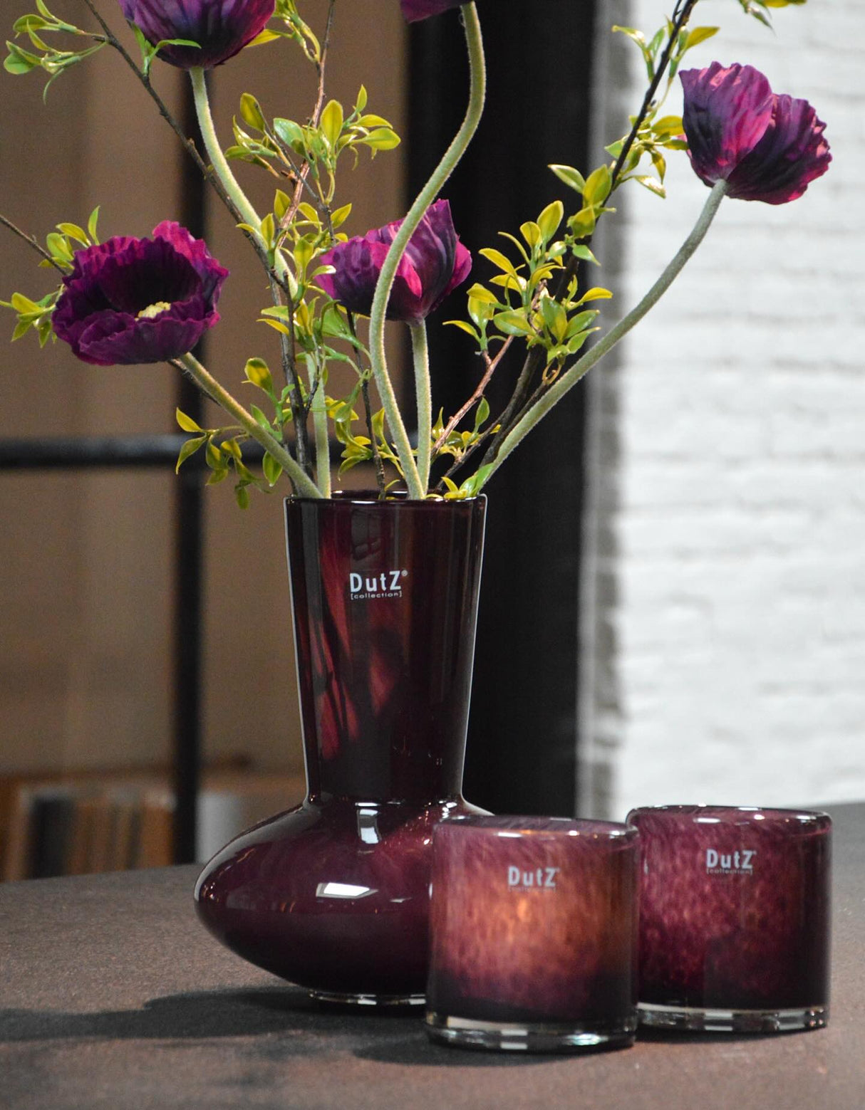 Lowlands Design Vase Glass Loflo Plum by DutZ