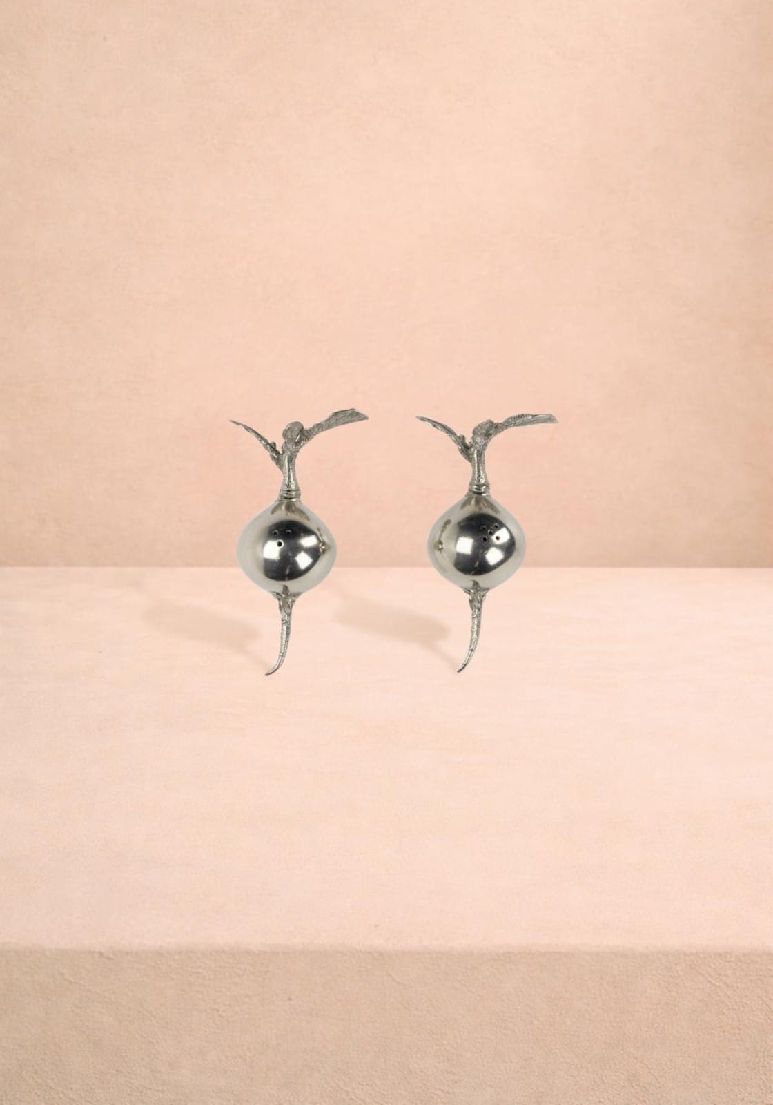 Casa by Josephine Jenno Garden Harvest Radish Salt Pepper Shakers Pair