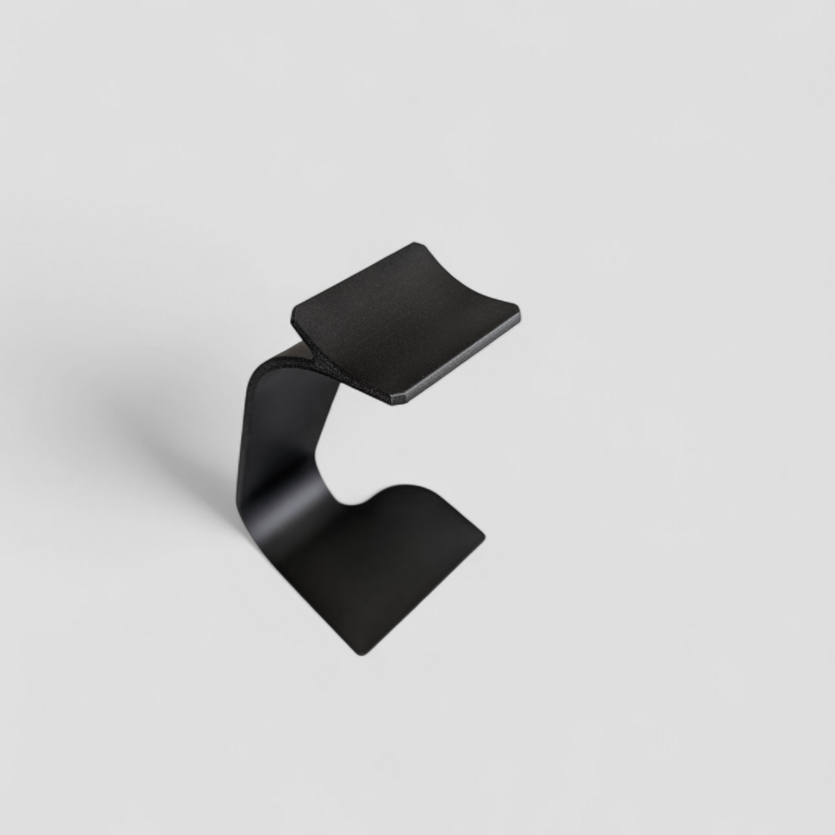 Filamora Studios Modern Cantilever Headphone Stand