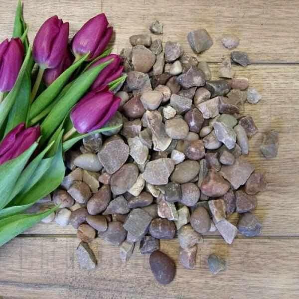 Dandy’s Staffordshire Pink Gravel Stone