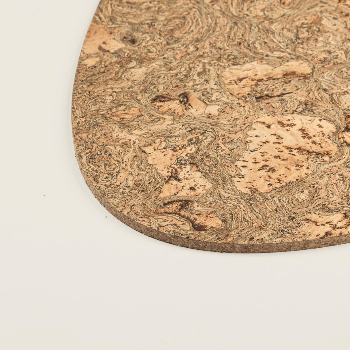 Portuguese Treasures Black Twist Pebble Shape Cork Placemat