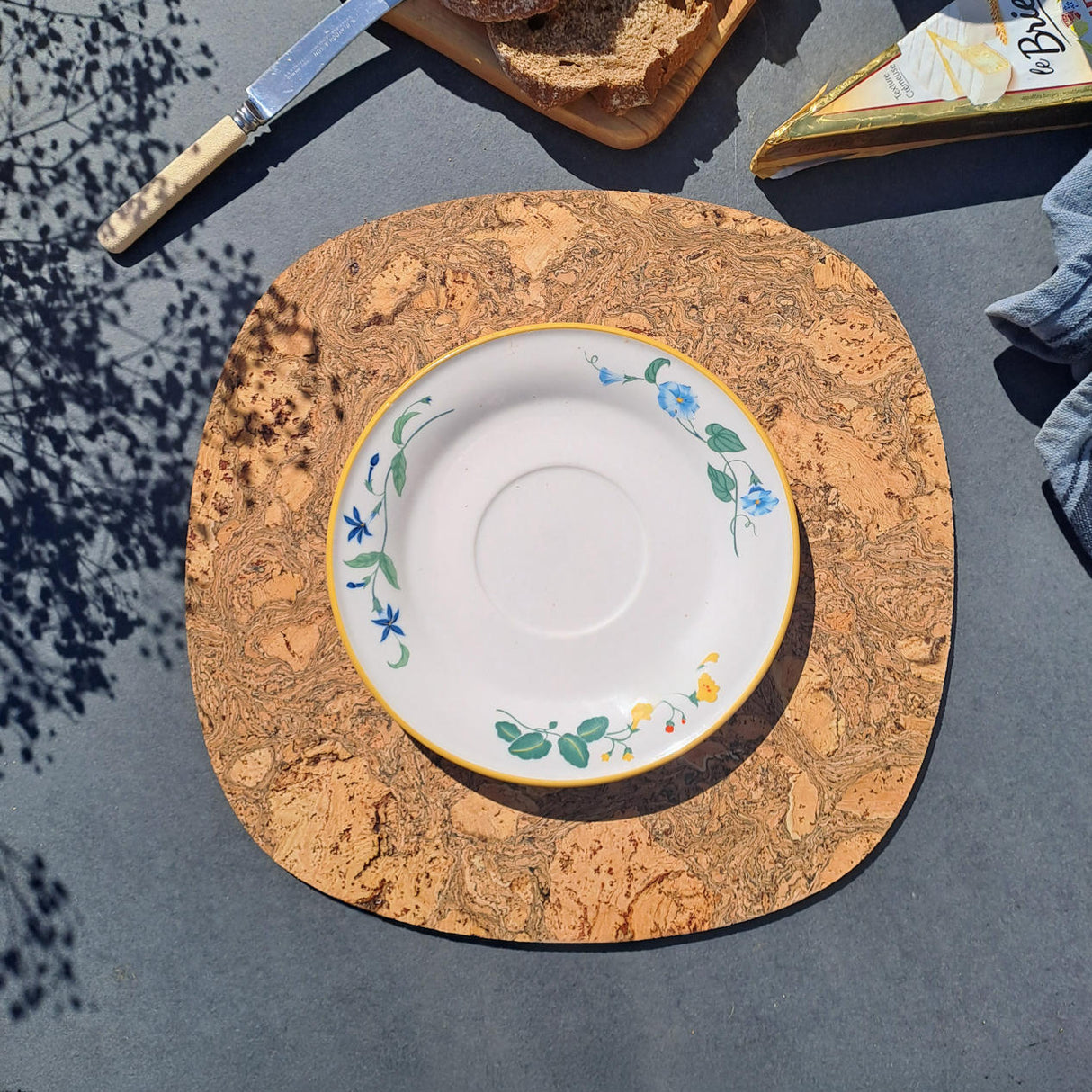 Portuguese Treasures Black Twist Squircle Cork Placemats