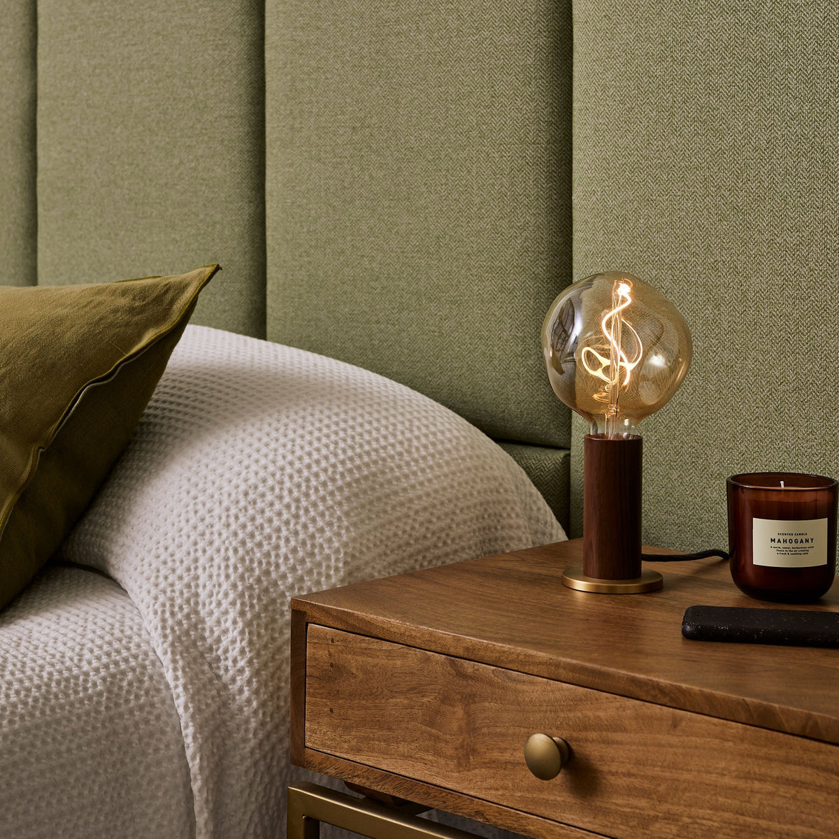 Tala Knuckle Table Lamp Walnut + Voronoi I
