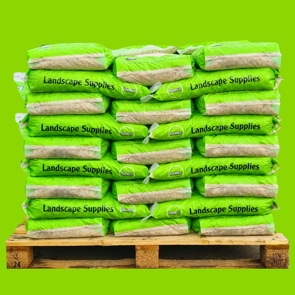 Dandy’s WinterMix Compost Garden Mulch