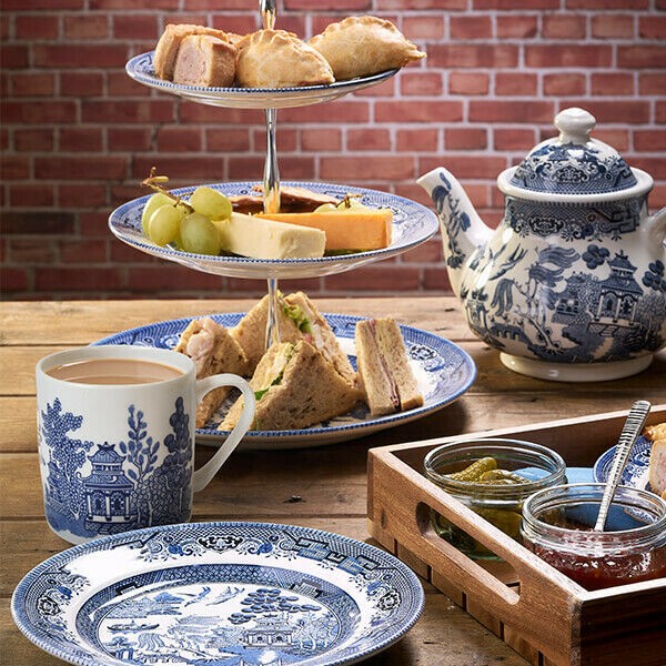 Churchill Blue Willow Venus China Mug, 340ml