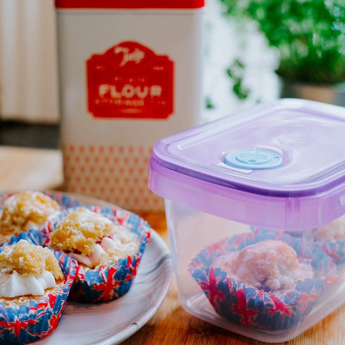 Image - Tala Push & Push Food Storage Container With Date Dial And Steam Release 1250ml