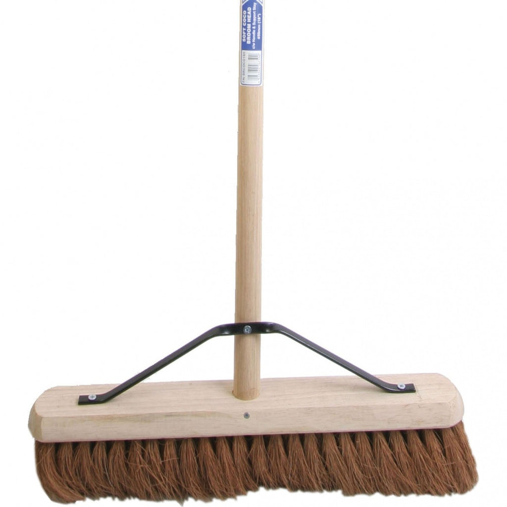 Image - Elliott 60cm Coco Fill Broom with 1.4m Wooden Handle, Brown