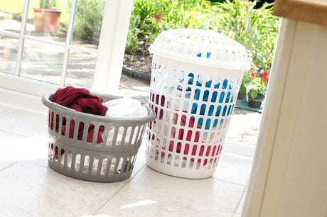 Image - Whitefurze Round Laundry Bin White