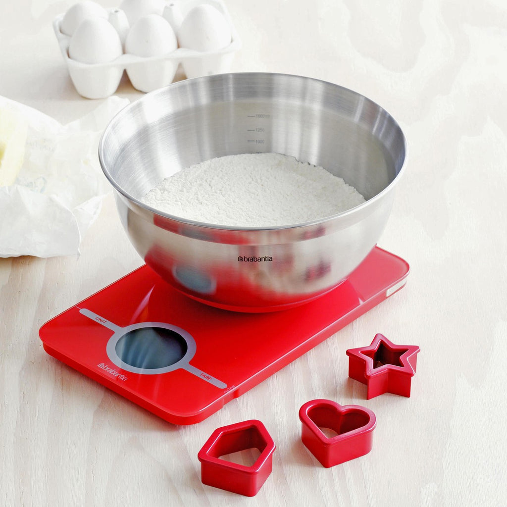 Image - Brabantia Mixing Bowl With 3 Cookie Cutters, Red